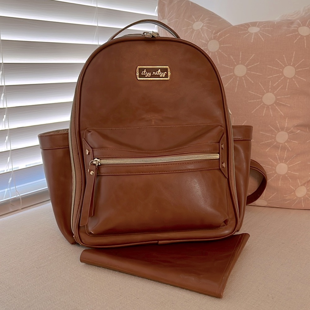 Itzy Ritzy backpack